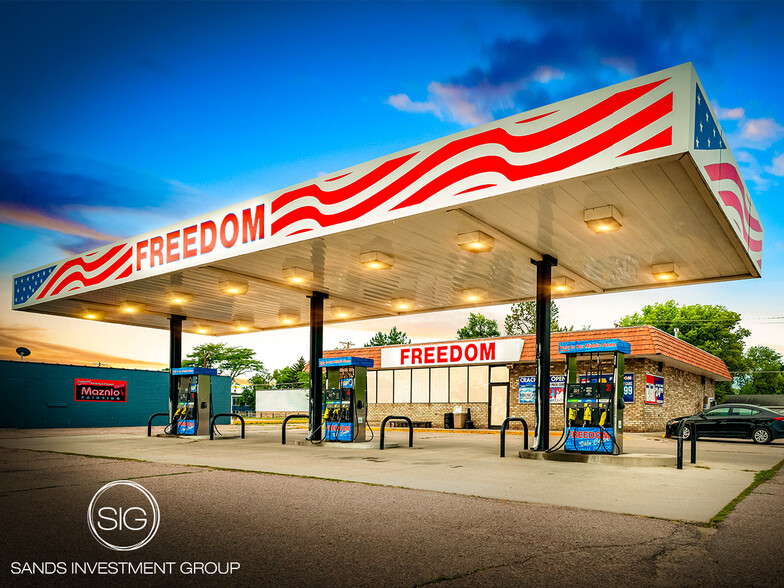 Freedom Gas Station Portfolio - SD portfolio of 4 properties for sale on LoopNet.co.uk - Building Photo - Image 1 of 10