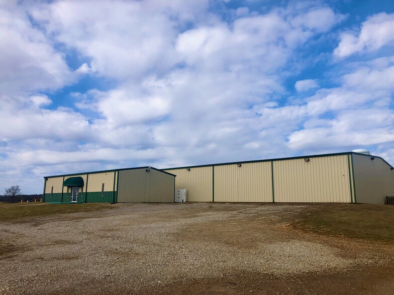 16775 W Hwy W, Phillipsburg, MO for sale - Building Photo - Image 1 of 1