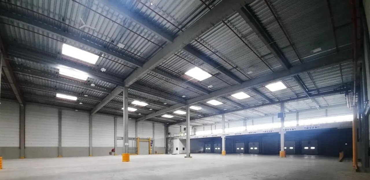 Industrial in Gennevilliers to rent Interior Photo- Image 1 of 7