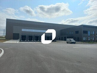 More details for Mixed-use to Rent
