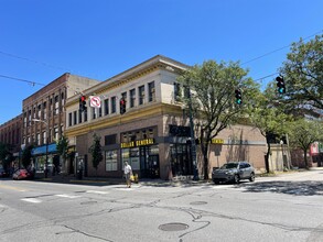 700-706 Penn Ave, Wilkinsburg, PA for rent Primary Photo- Image 1 of 19