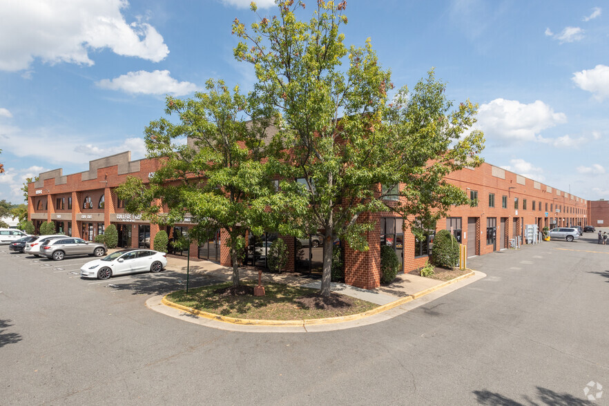 4265 Brookfield Corporate Dr, Chantilly, VA for sale - Building Photo - Image 1 of 1