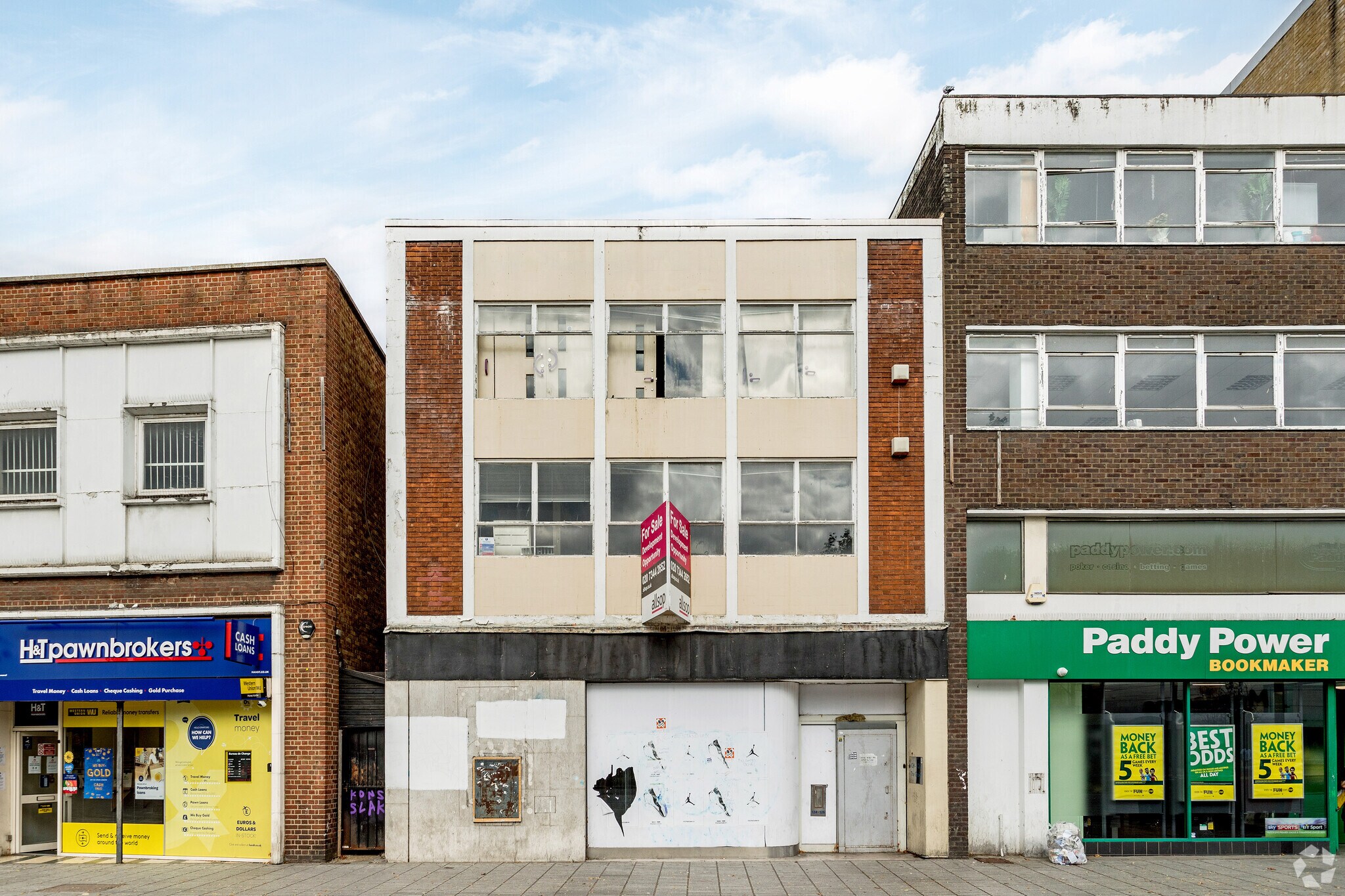 124-126 The Grove, London for sale Primary Photo- Image 1 of 1