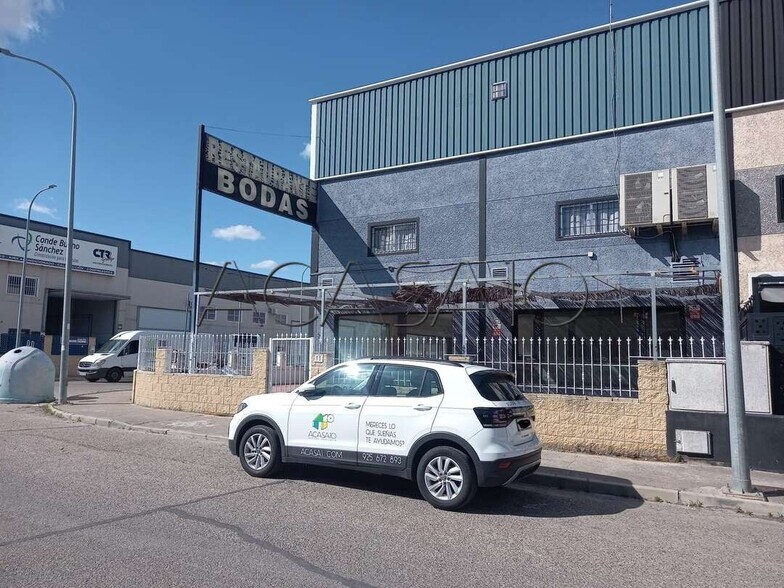 Retail in Yuncos, Toledo for sale - Building Photo - Image 1 of 6