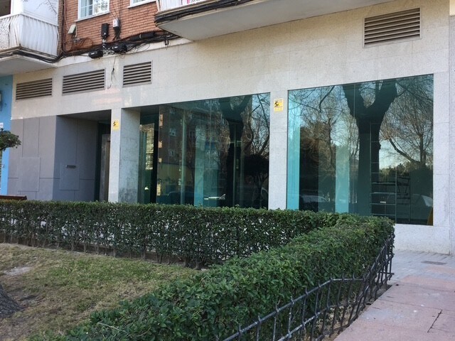 Calle Urano, 11, Alcorcón, Madrid for sale - Primary Photo - Image 1 of 3