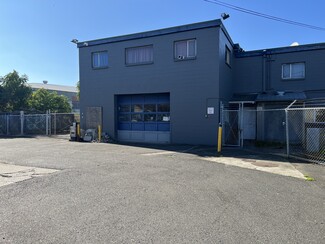 More details for 2528 SE Holgate Blvd, Portland, OR - Light Industrial for Rent