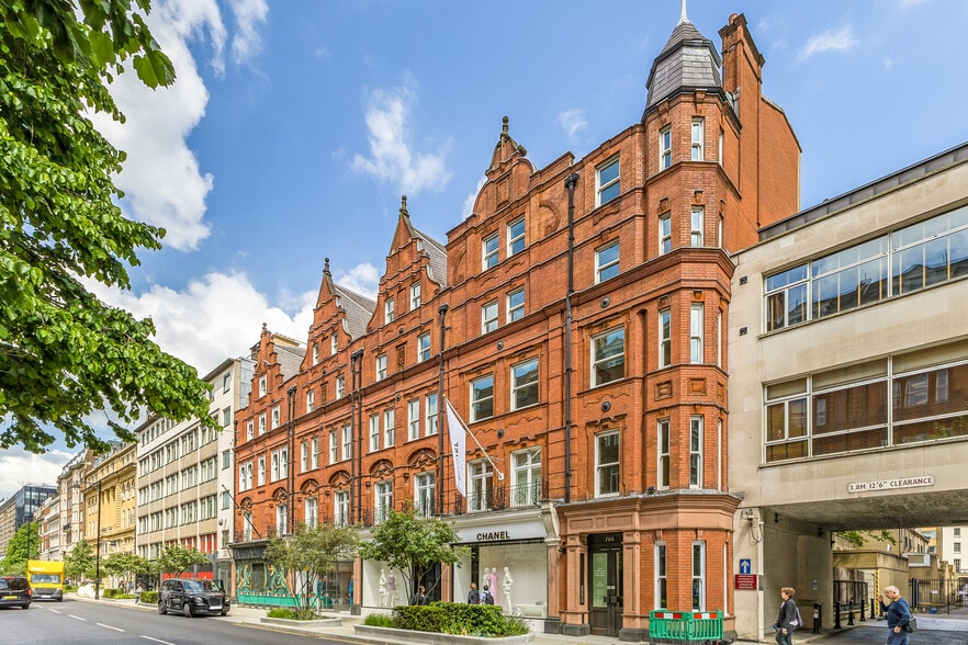 166-172 Sloane St, London to rent - Building Photo - Image 2 of 2