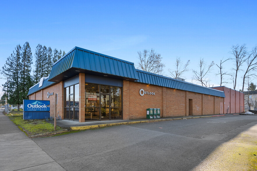 1190 NE Division St, Gresham, OR for sale - Building Photo - Image 1 of 16