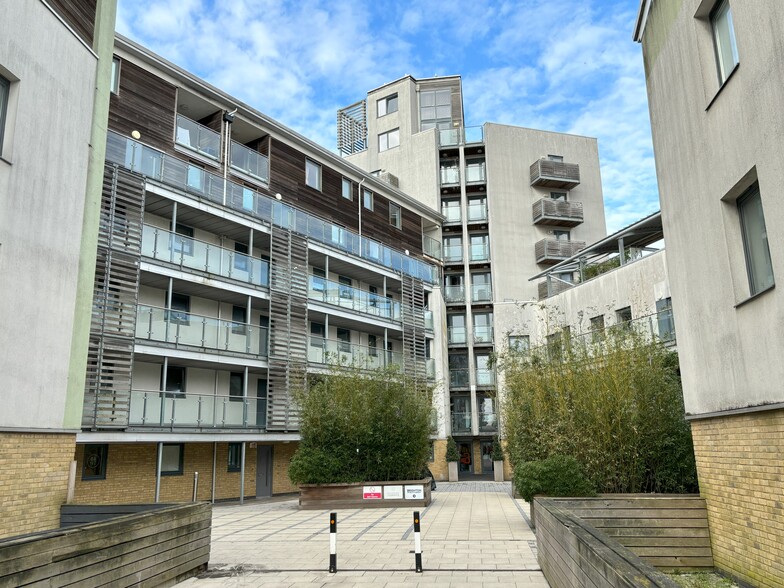 10 Fleet St, Brighton for rent - Building Photo - Image 1 of 5