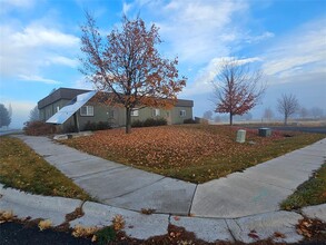 7151 Kestrel Dr, Missoula, MT for rent Building Photo- Image 2 of 9