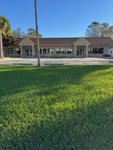 269-275 S Yonge St, Ormond Beach, FL for sale - Building Photo - Image 2 of 18