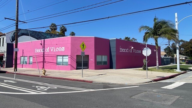 5351 W Adams Blvd, Los Angeles, CA for rent - Building Photo - Image 1 of 13