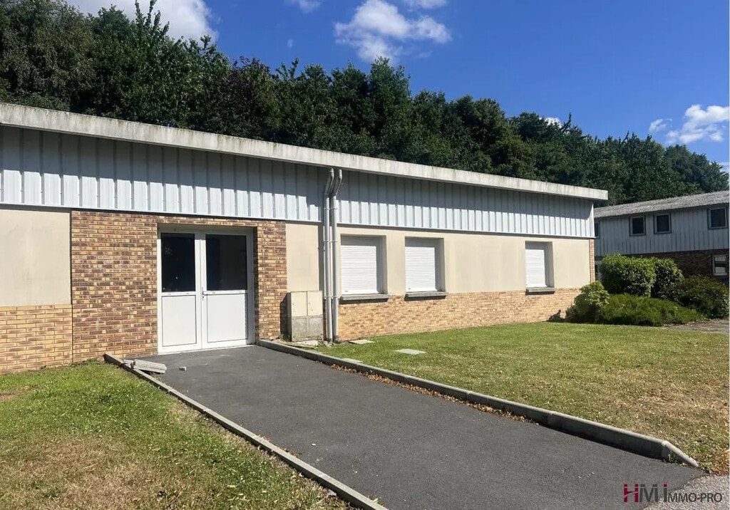 Location Bureaux 113 m² - Photo 1