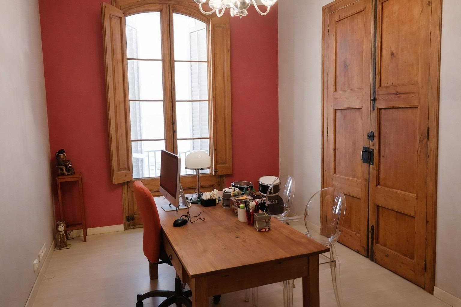 Office in Barcelona, Barcelona to rent Interior Photo- Image 1 of 13