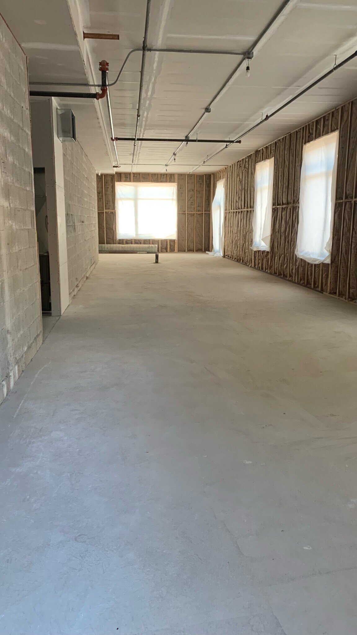 1355 W Devon Ave, Chicago, IL to rent Building Photo- Image 1 of 5