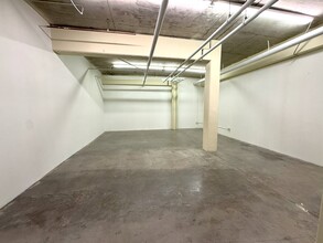 305 E 9th St, Los Angeles, CA for rent Building Photo- Image 2 of 7