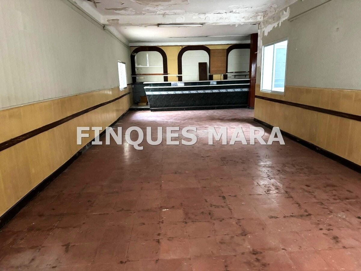 Sant Boi de Llobregat, BAR 08830 - - - Interior Photo - Image 2 of 4