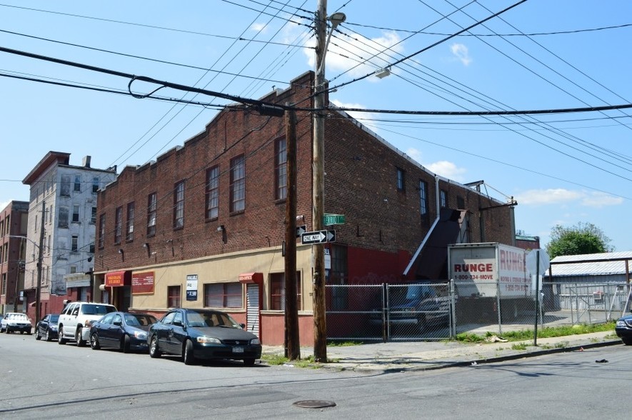 33 Herriot St, Yonkers, NY for sale - Building Photo - Image 1 of 7