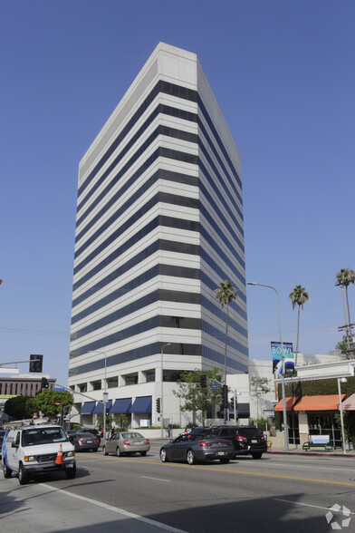 12121 Wilshire Blvd, Los Angeles, CA for rent - Building Photo - Image 1 of 8