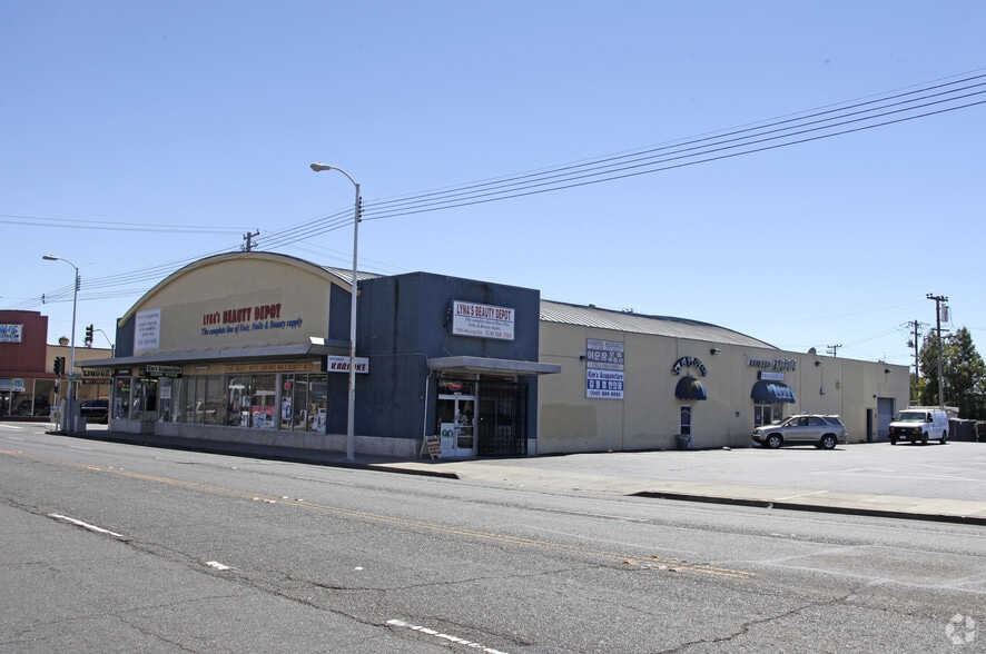 21845-21995 Mission Blvd, Hayward, CA for rent - Building Photo - Image 3 of 4