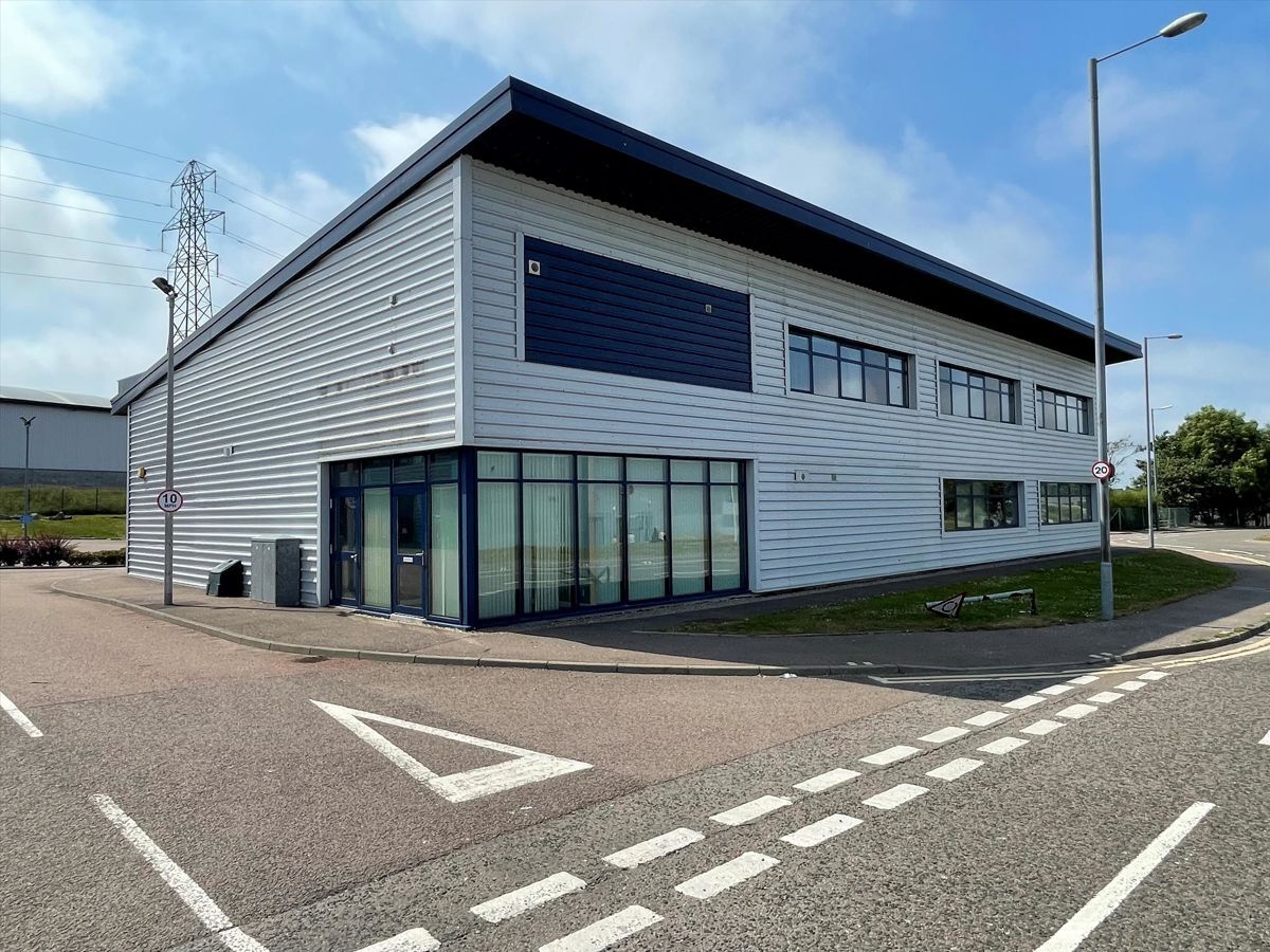 Wellington Cir, Aberdeen for sale Building Photo- Image 1 of 1