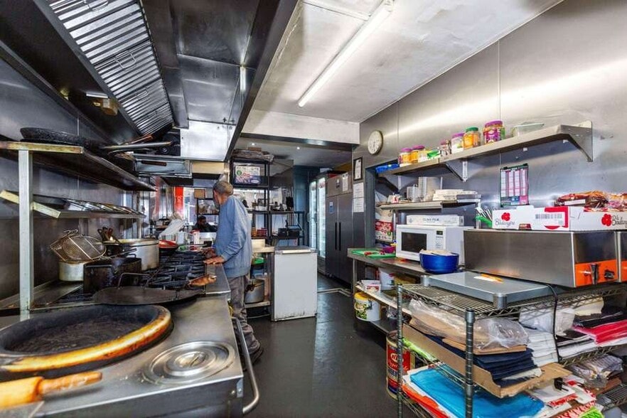 337 Brighton Rd, South Croydon for sale - Building Photo - Image 3 of 5