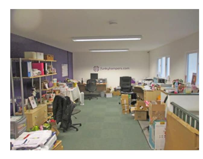 Deanland Rd, Golden Cross to rent - Interior Photo - Image 2 of 3