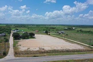 More details for 8273 W Interstate 10, Seguin, TX - Land to Rent