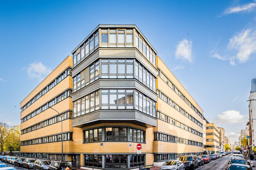 67 Boulevard Du Général Leclerc, Clichy to rent - Building Photo - Image 3 of 6