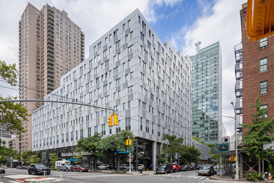 550 W 54th St, New York, NY for rent - Primary Photo - Image 1 of 25