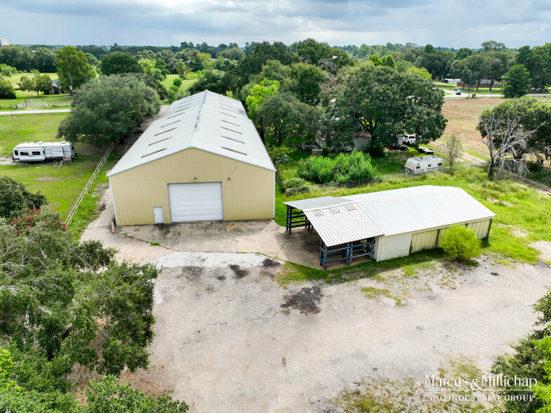 27703 Calvert Rd, Tomball, TX for sale - Building Photo - Image 3 of 6