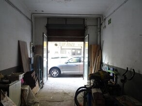 Retail in Cerdanyola del Vallès, Barcelona to rent Interior Photo- Image 2 of 10