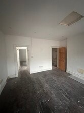 27 High St, Ashford to rent Interior Photo- Image 2 of 5