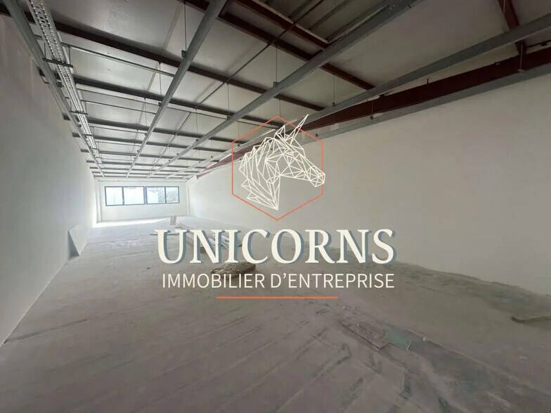 Industrial in Toulouse to rent - Interior Photo - Image 3 of 4