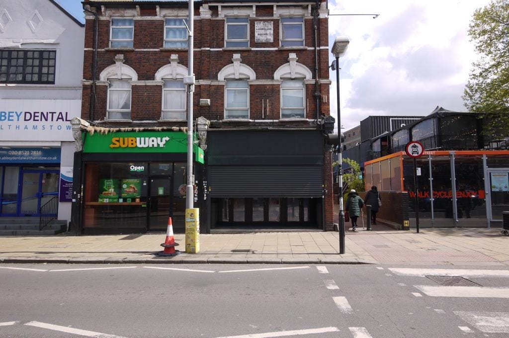 St. James's St, London to rent Building Photo- Image 1 of 12