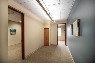 10000 Innovation Dr, Wauwatosa, WI to rent Building Photo- Image 1 of 1