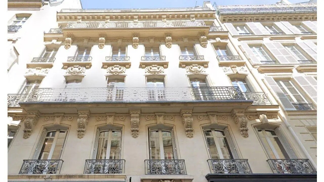 Office in Paris to rent Building Photo- Image 1 of 7