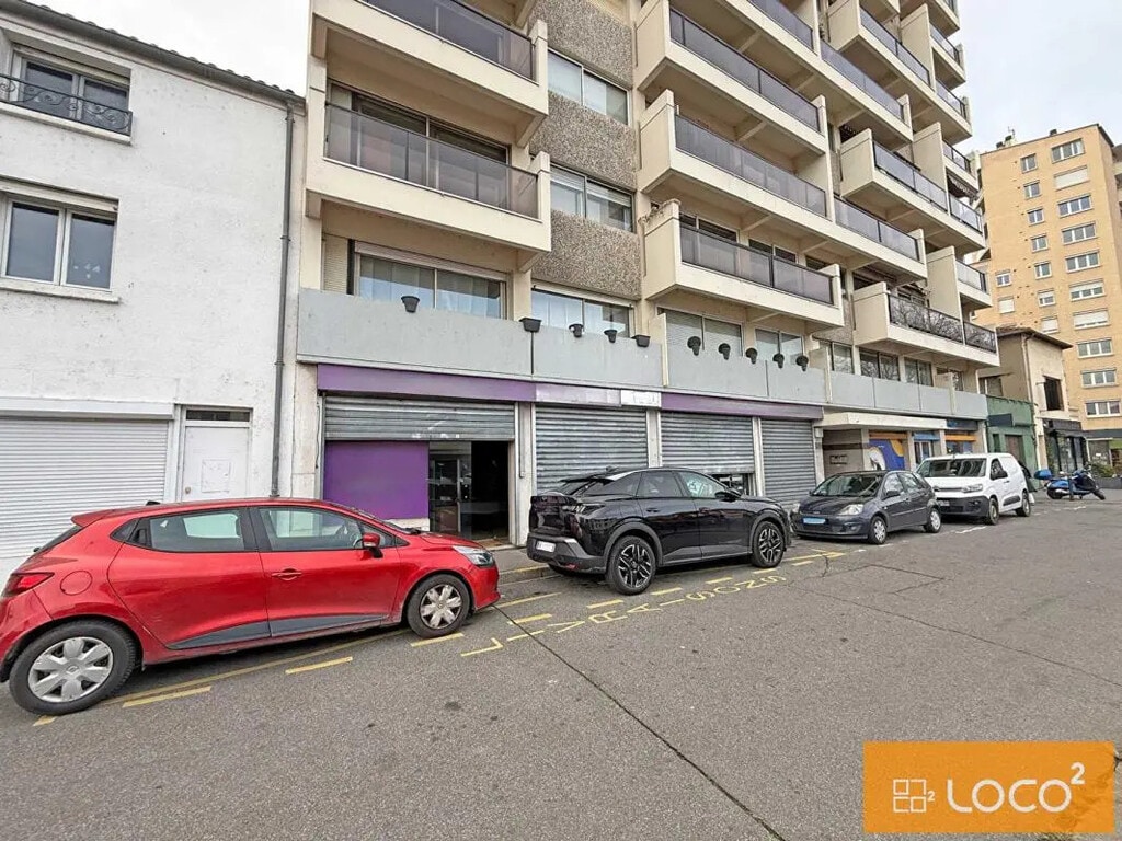 Location Commerce 90 m² - Photo 1
