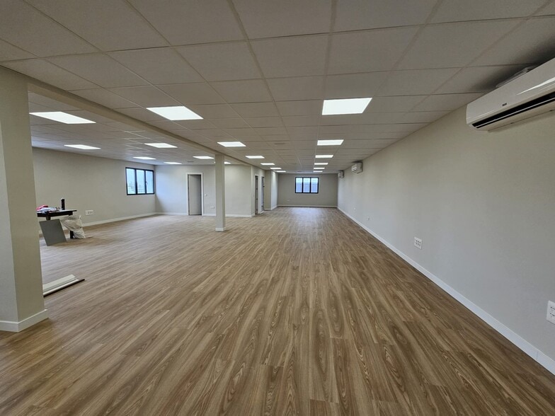 Calle Rey Pastor, 40, Leganés, Madrid to rent - Building Photo - Image 2 of 17