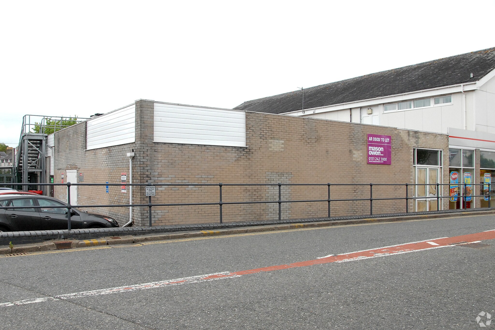 Bridge St, Llangefni for sale Primary Photo- Image 1 of 1