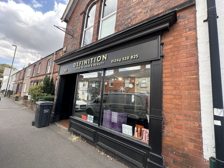 358 Chatsworth Rd, Chesterfield to rent - Primary Photo - Image 1 of 1