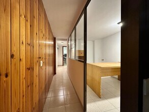 Retail in Manresa, Barcelona to rent Interior Photo- Image 2 of 7