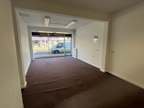 505-507 Hessle Rd, Hull to rent Interior Photo- Image 1 of 3