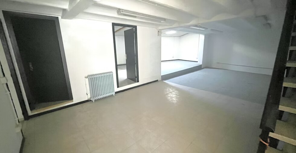 Carrer Rossell, 2, Manlleu, BAR 08560 - Unit Pt 01 - - Interior Photo - Image 2 of 3