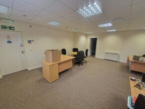 Mayles Ln, Fareham to rent Interior Photo- Image 2 of 4