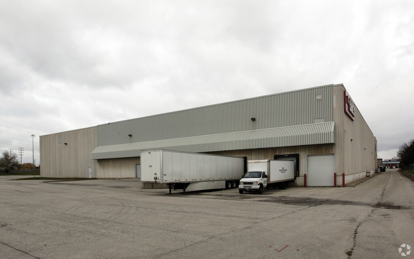 990 Fraser Dr, Burlington L7L 5P5 UK