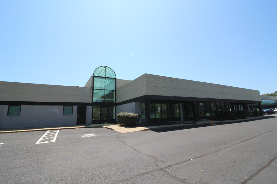 260-264 Quarry Rd, Milford, CT for sale - Building Photo - Image 3 of 32