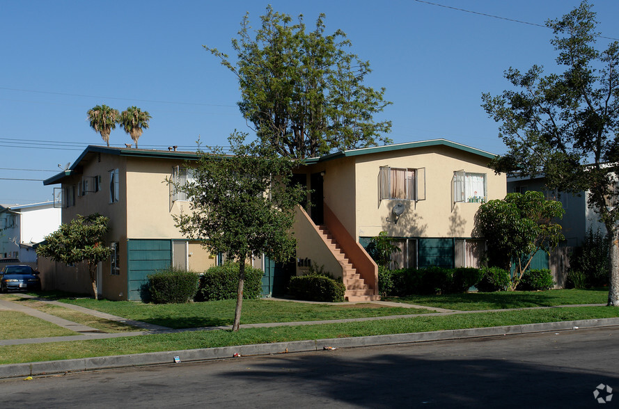 2516 S Rosewood Ave, Santa Ana, CA for sale - Primary Photo - Image 1 of 1