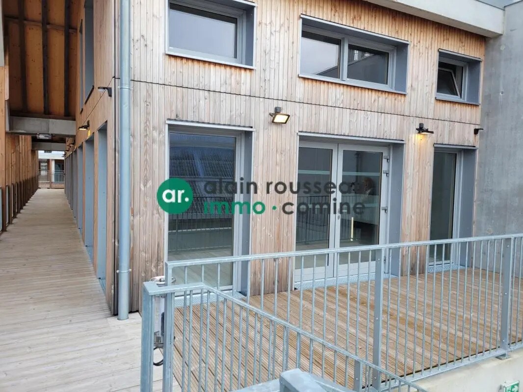 Office in Nantes for sale Building Photo- Image 1 of 6