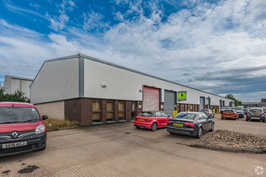 Pitmedden Rd, Dyce to rent - Building Photo - Image 2 of 2